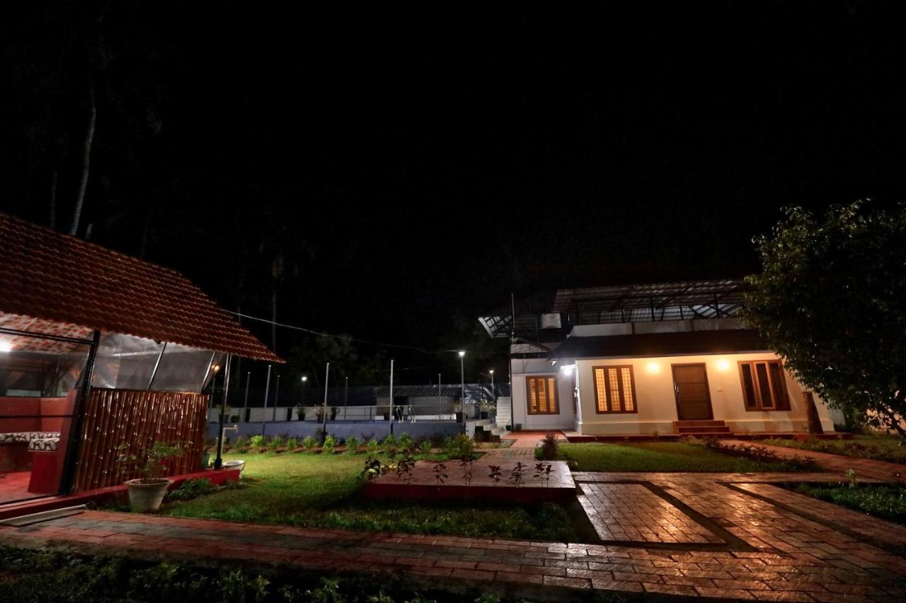 מאראריקולם Waves And Shores Beach Villa מראה חיצוני תמונה